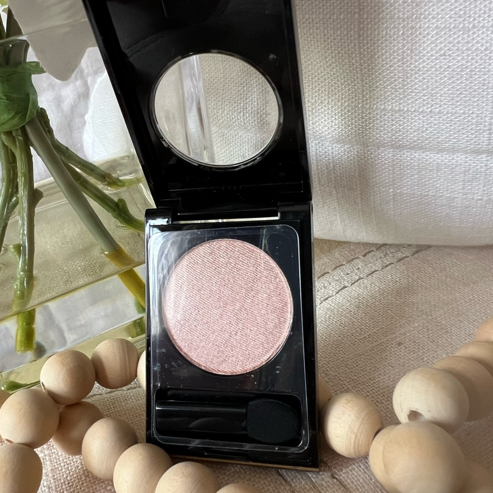 Elizabeth Arden Soft Pink Eyeshadow